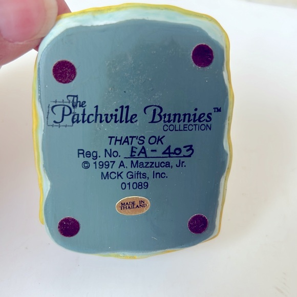 The Patchville Bunnies, That's OK, New, Nice Easter Decoration or Gift - Picture 4 of 4